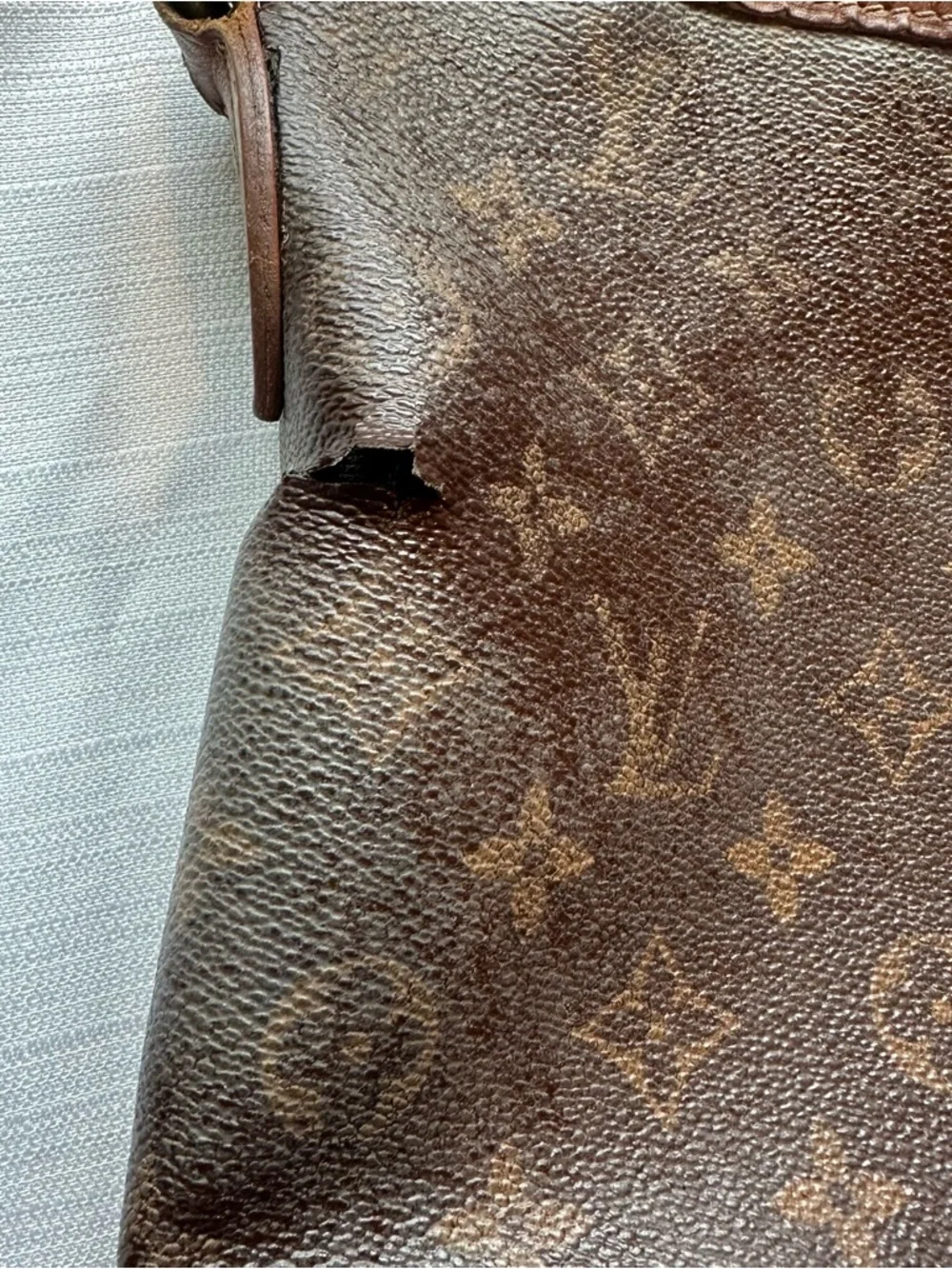 Authentic Louis Vuitton Monogram Vintage Shoulder Bag (Made in USA) - Picture 12 of 16